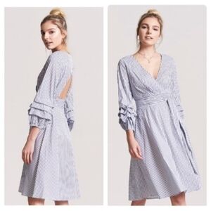 NEW Forever 21 Contemporary Striped Midi Dress Size - M